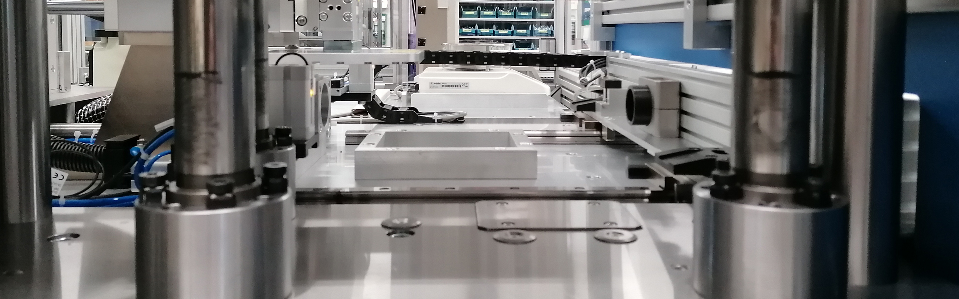 img : <h2>HS Fertigungstechnik GmbH</h2>
<p>
Wir verbinden Erfahrung, technisches Verständnis und Praxisnähe im Maschinen- und Anlagenbau. 
So entstehen durchdachte Anlagen, die zuverlässig arbeiten und sich langfristig wirtschaftlich betreiben lassen.
</p>