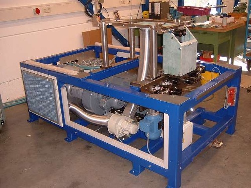 https://www.hs-neidlingen.de/content/igal/generatorpruefstand3-C81JWV-L-140.jpg